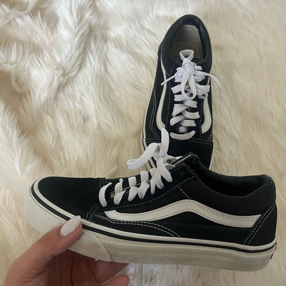 VANS - Picture 4 of 4